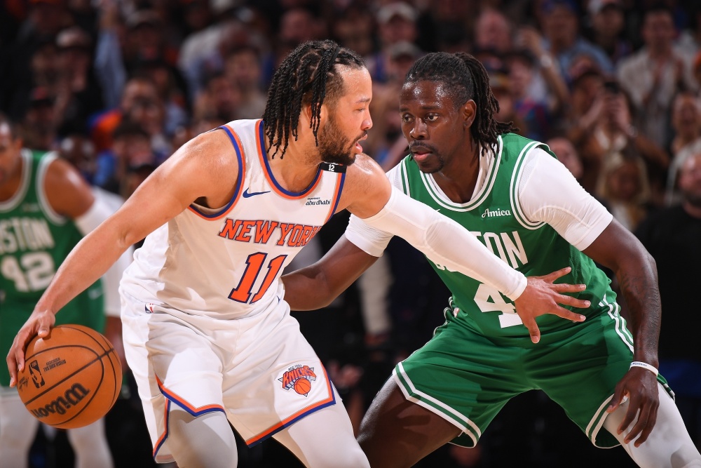 开云平台-深圳队力克掘金，布伦森状态火热